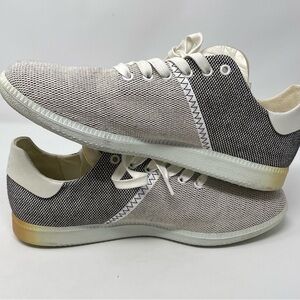 Bravo Stylish Gray and White Men's Casual Shoes Size 11